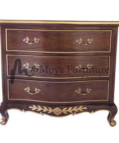 Mahogany antique chest of drawers