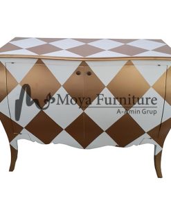 Antique Commode chest